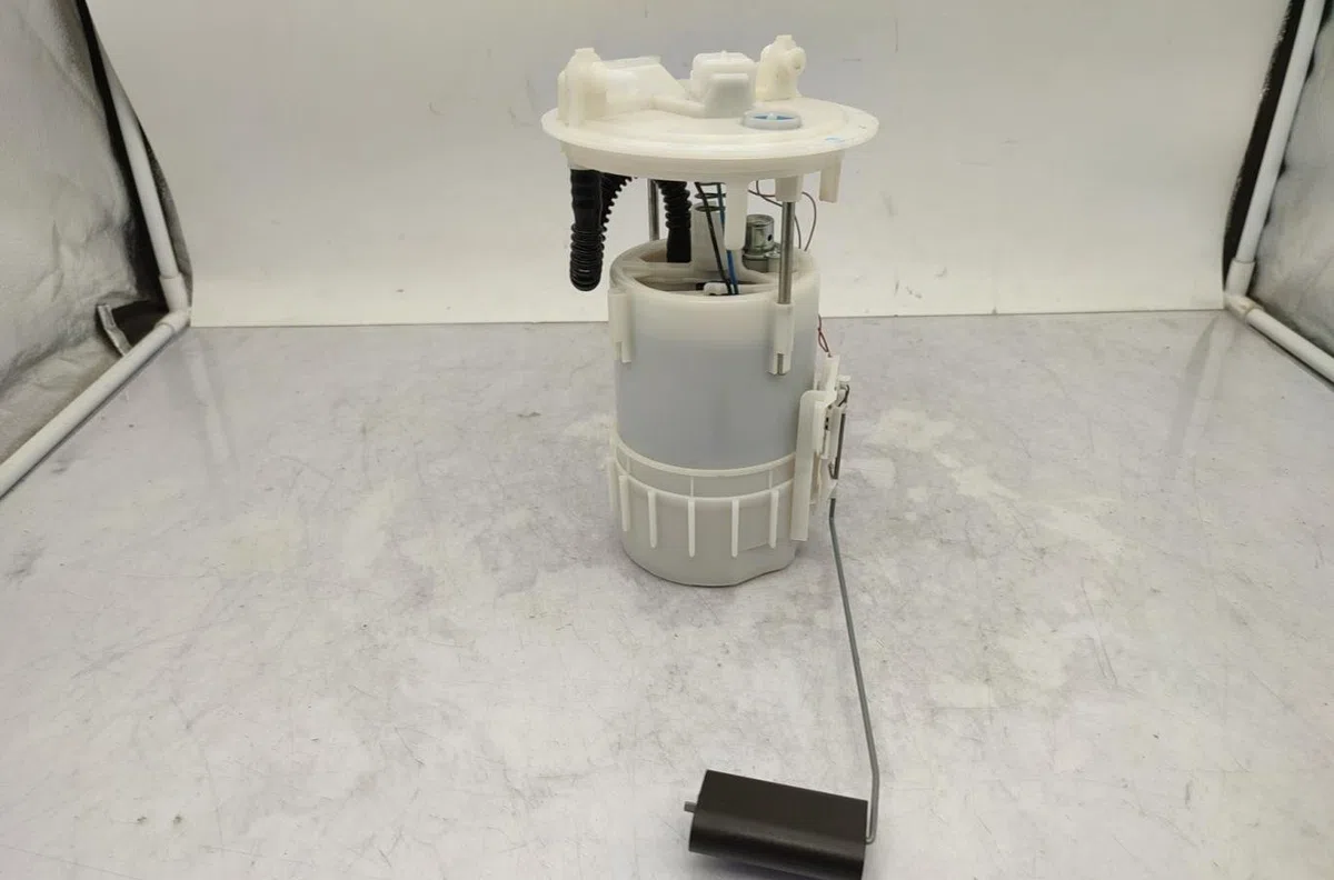 Pompe à carburant immergée RENAULT KANGOO 2 PHASE 1 occasion