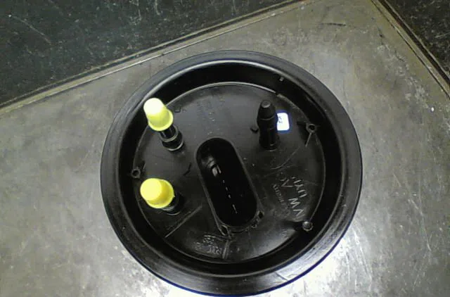 Pompe à carburant immergée Seat IBIZA IV SC (6J1, 6P5) 1.4 tdi (2008-2010) occasion