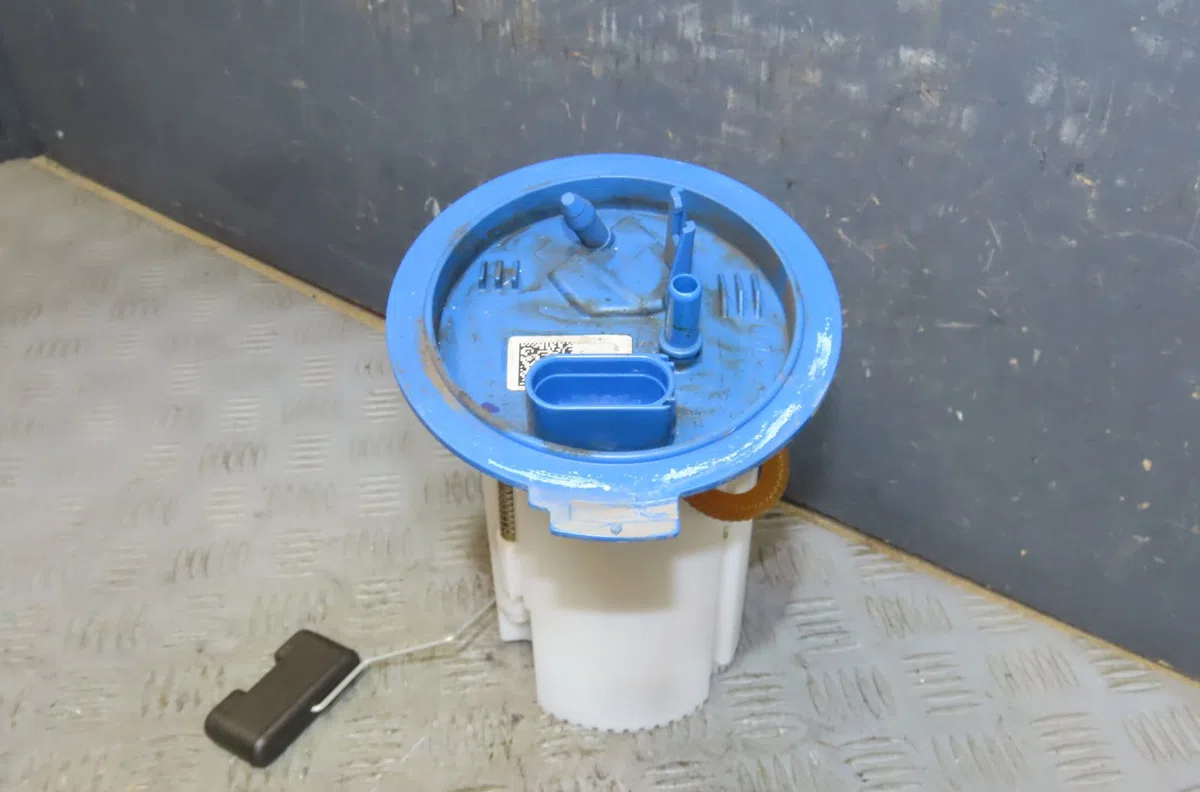 Pompe à carburant immergée Seat LEON (5F1) 1.2 tsi (2012-2018) occasion