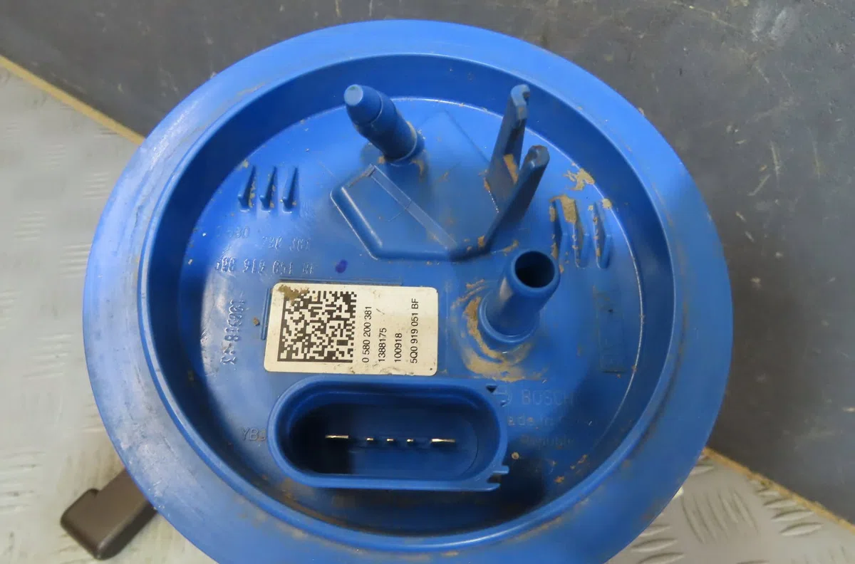 Pompe à carburant immergée Seat LEON (5F1) 1.5 tsi (2018-2020) occasion
