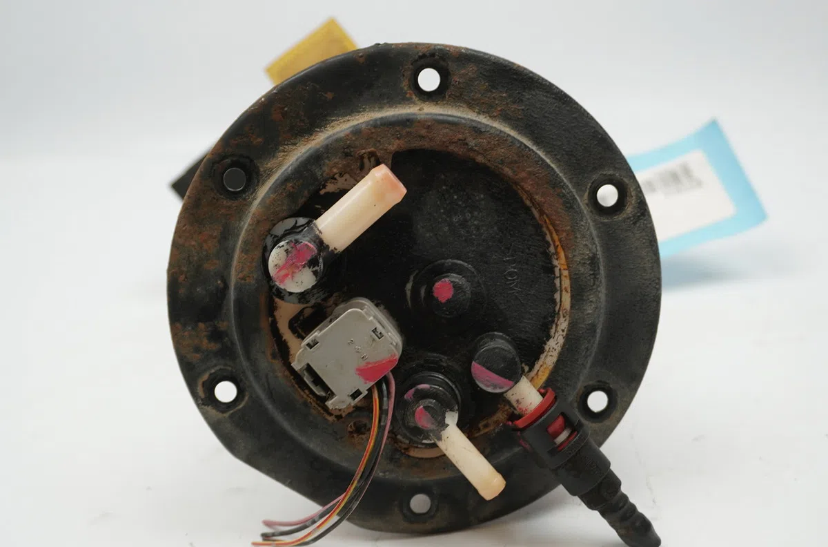 Pompe à carburant immergée Suzuki IGNIS I (FH) 1.3 4wd (rg413) (2000-2003) occasion