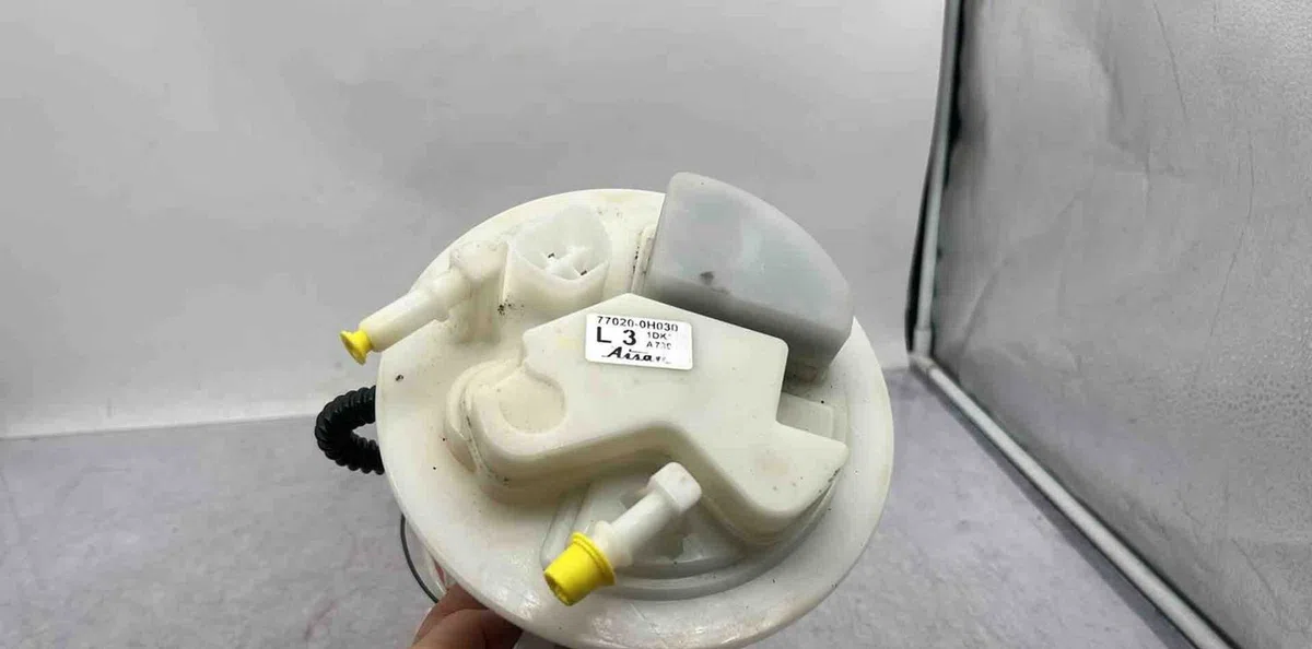 Pompe à carburant immergée TOYOTA AYGO 1 PHASE 2 occasion