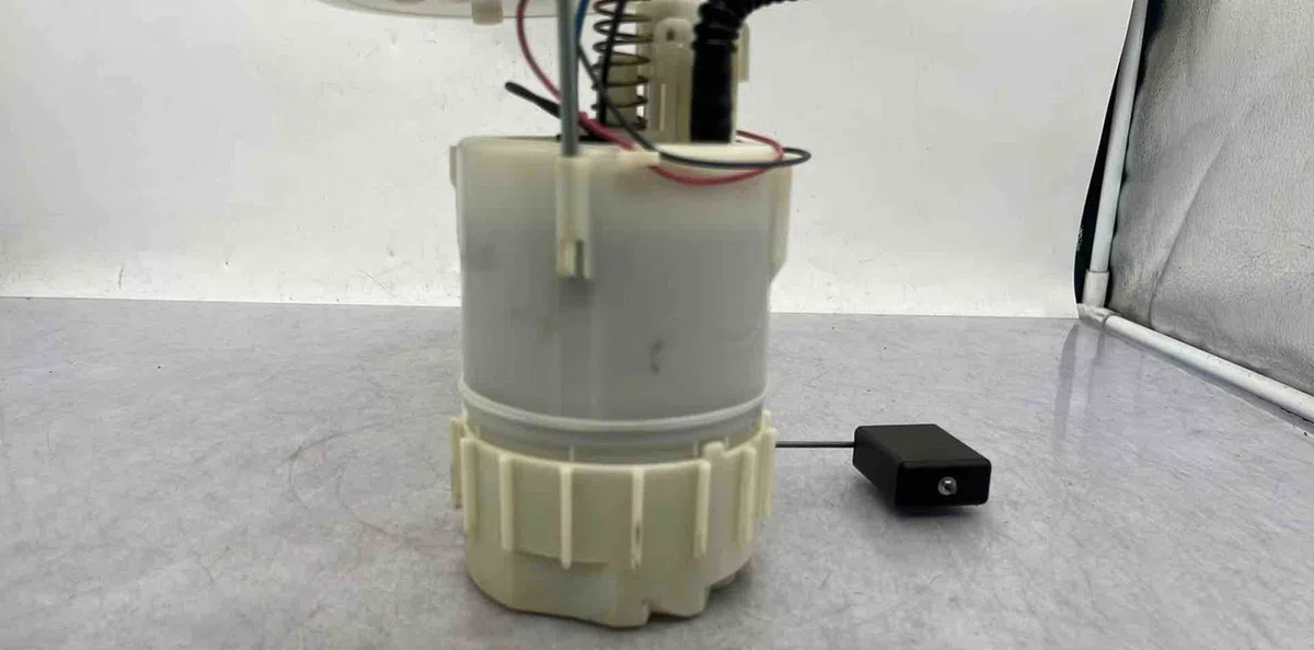 Pompe à carburant immergée TOYOTA AYGO 1 PHASE 2 occasion