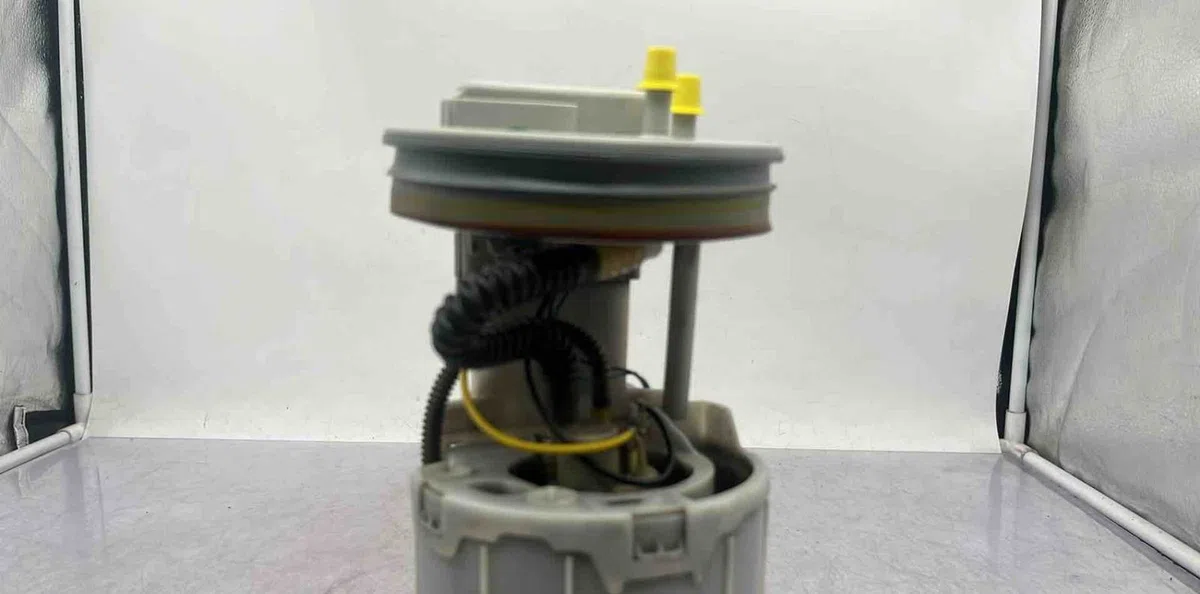 Pompe à carburant immergée VOLKSWAGEN POLO 4 PHASE 1 occasion