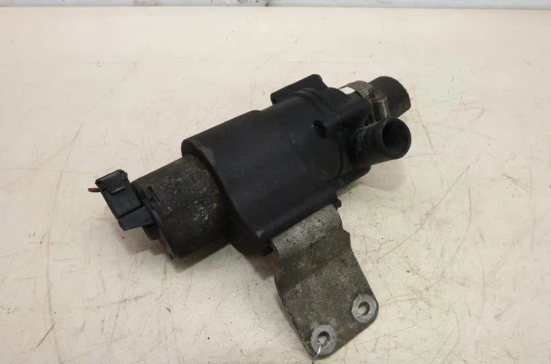Pompe a eau MERCEDES CLASSE C 202 PHASE 1 occasion