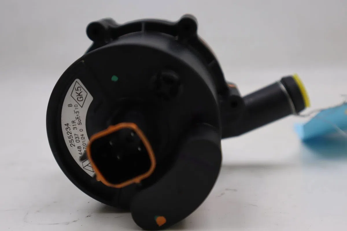 Pompe a eau Renault TWINGO III (BCM_, BCA_) Z.e: (bca1) (2020) occasion