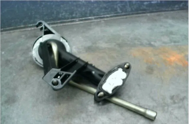 Pompe a huile Peugeot 206 SW (2E-K) 1.4 hdi (2002-2007) 5 portes occasion