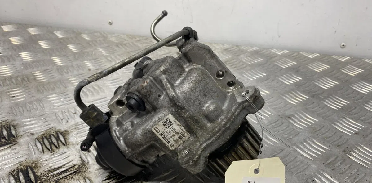 Pompe a huile VOLKSWAGEN GOLF 7 PHASE 1 occasion