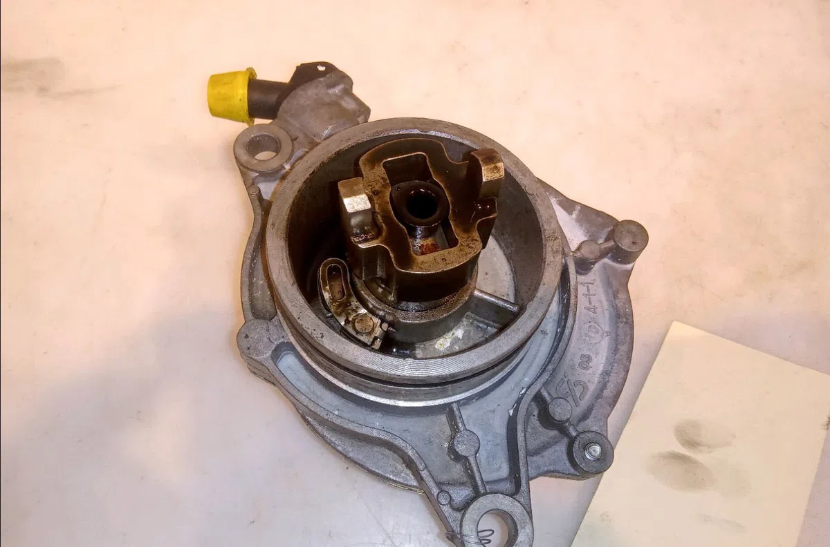 Pompe a vide Bmw X3 (E83) 2.0 d (2004-2007) occasion