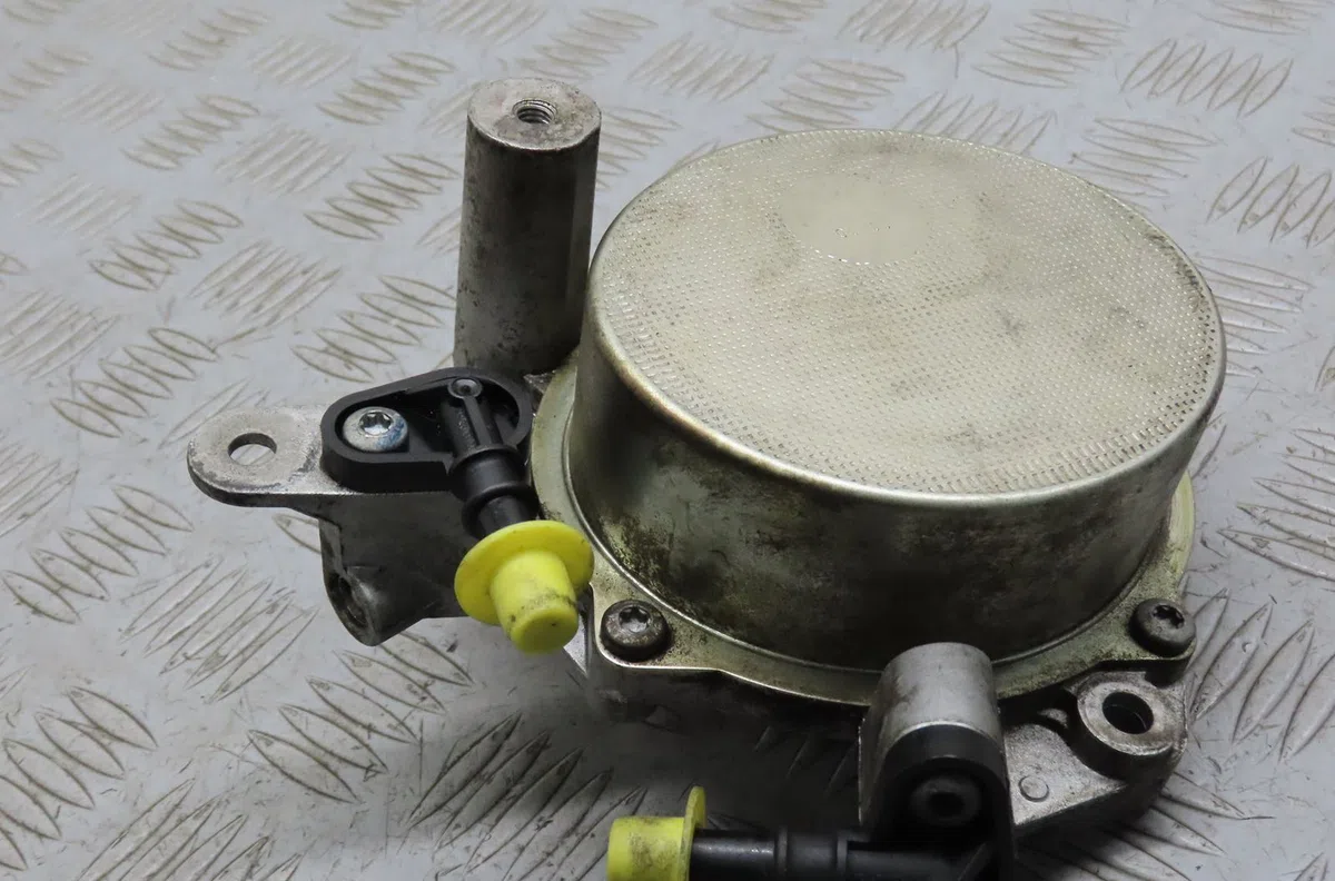 Pompe a vide Citroen C4 PICASSO I Monospace (UD_) 2.0 hdi 150 (2009-2013) 5 portes occasion