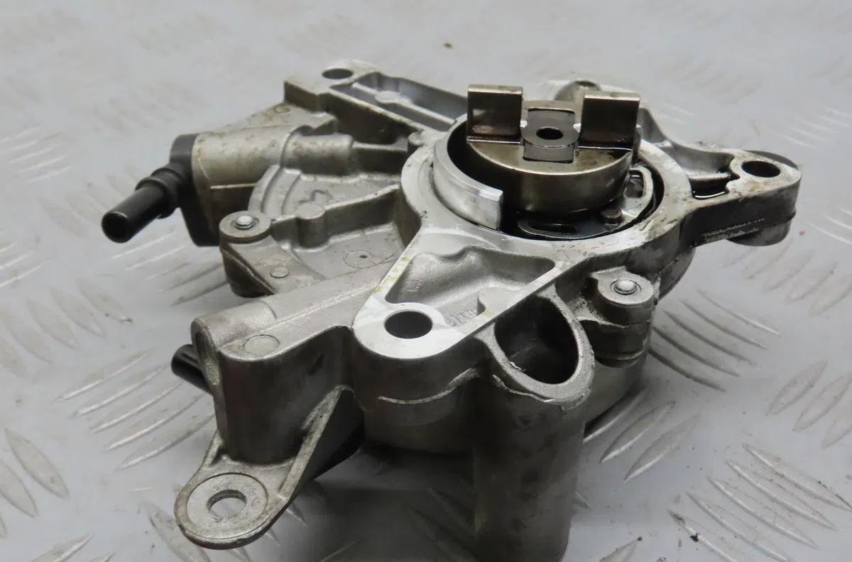 Pompe a vide Citroen DS4 (NX_) 2.0 hdi 165 (2011-2015) occasion