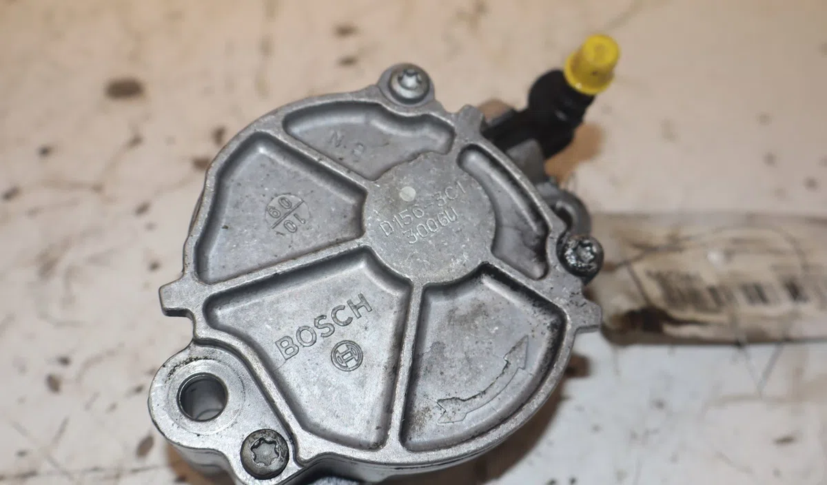 Pompe a vide Ford FIESTA VI (CB1, CCN) 1.6 tdci (2008-2012) occasion