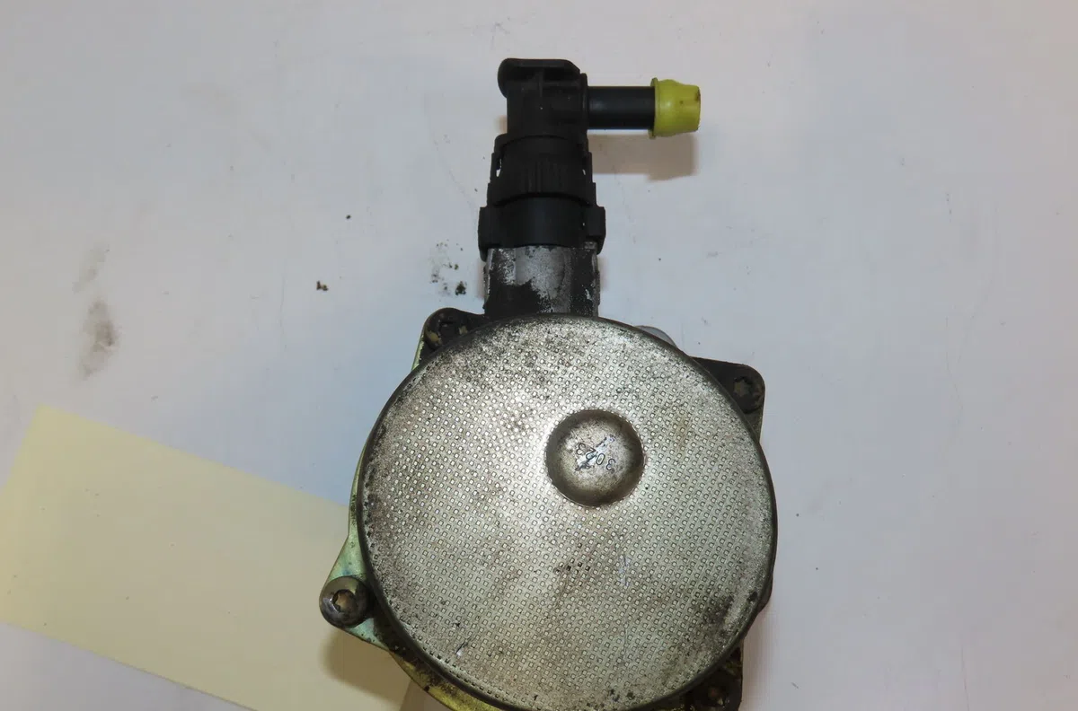 Pompe a vide Nissan MICRA III (K12) 1.5 dci (2003-2010) occasion