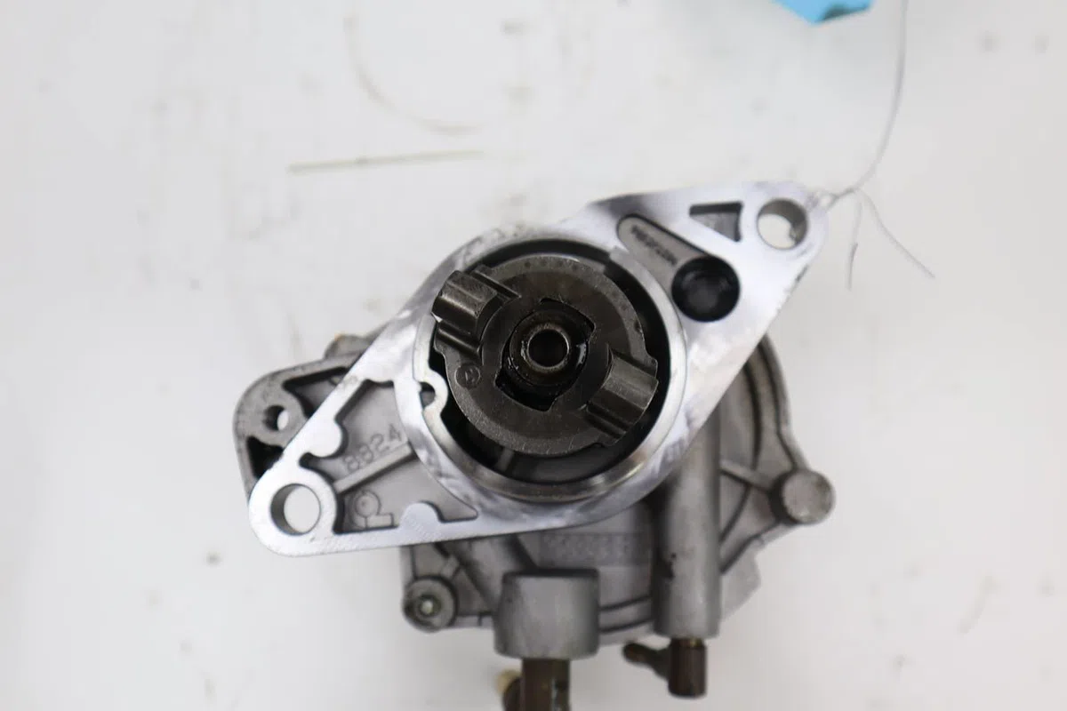 Pompe a vide Opel CORSA D (S07) 1.3 cdti (l08, l68) (2006-2014) 3 portes occasion