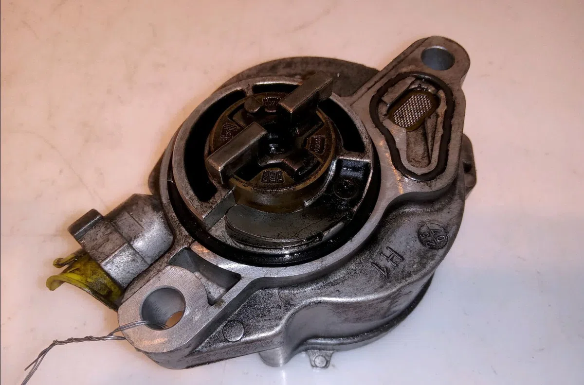 Pompe a vide Peugeot 207-207 (WA_, WC_) 1.6 hdi (2006-2013) 5 portes occasion