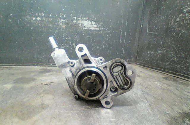 Pompe a vide Peugeot 307 (3A-C) 2.0 hdi 90 (2000-2007) 5 portes occasion