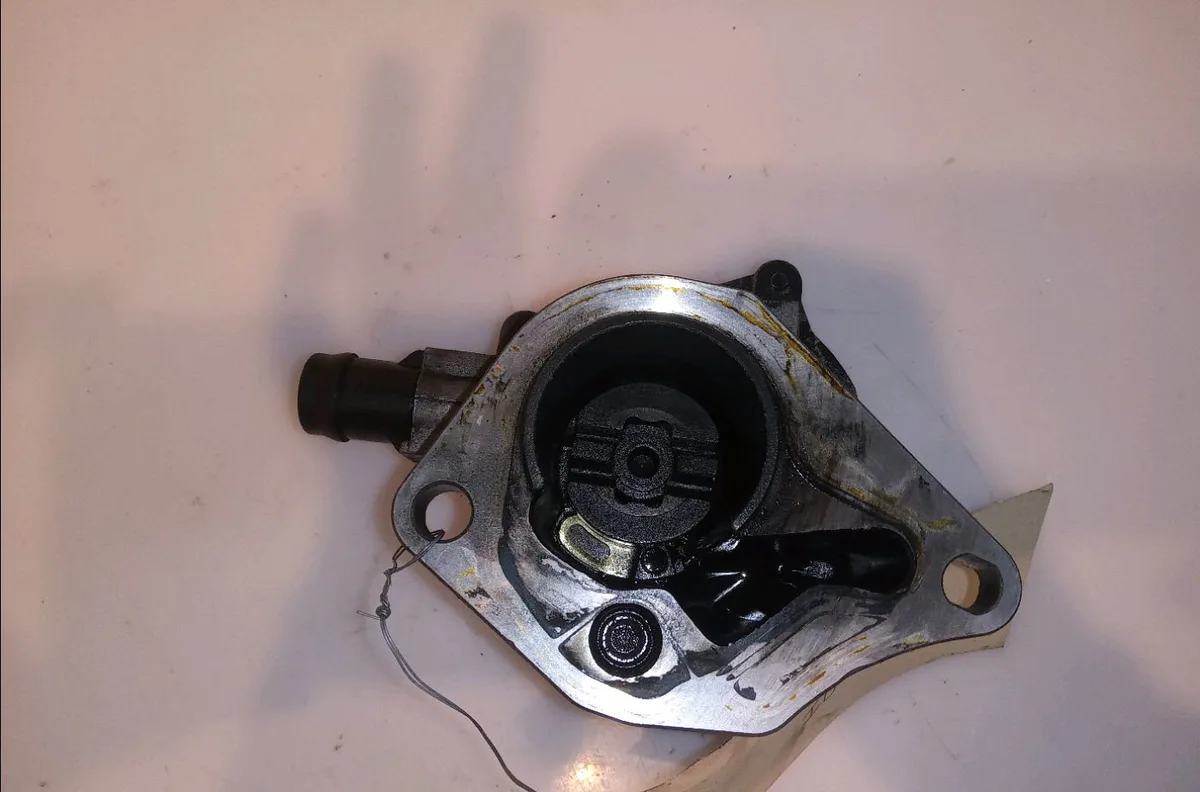 Pompe a vide Renault KANGOO Express (FC0-1_) 1.5 dci (fc08, fc09) (2003) occasion