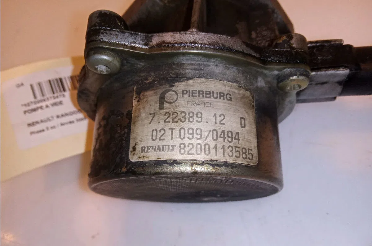 Pompe a vide Renault KANGOO Express (FC0-1_) 1.5 dci (fc08, fc09) (2003) occasion