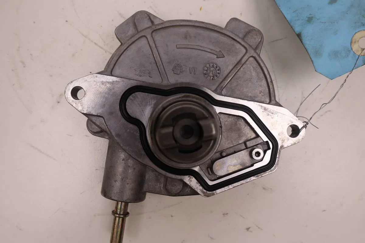 Pompe a vide Smart FORFOUR (454) 1.5 cdi (454.001) (2004-2006) occasion