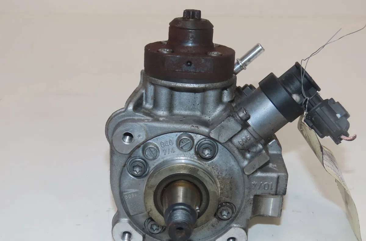 Pompe injection diesel Citroen C3 II (SC_) 1.4 hdi 70 (sc8hzc, sc8hr0, sc8hp4) (2009) 5 portes occasion