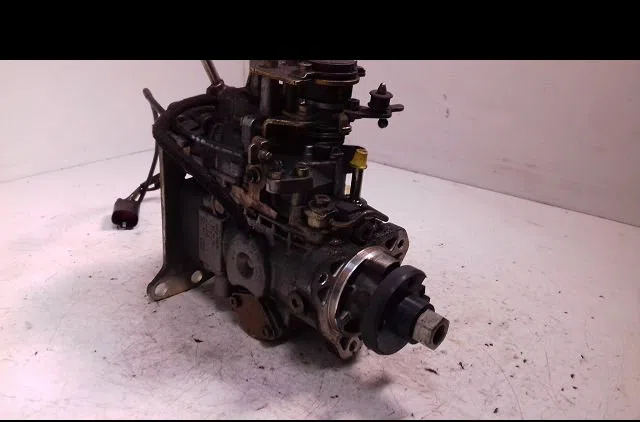 Pompe injection diesel Ford FIESTA IV (JA_, JB_) 1.8 d (1995-2000) occasion