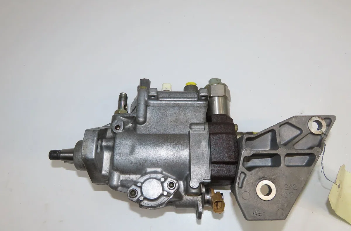 Pompe injection diesel Opel CORSA C (X01) 1.7 di (f08, f68) (2000-2009) occasion