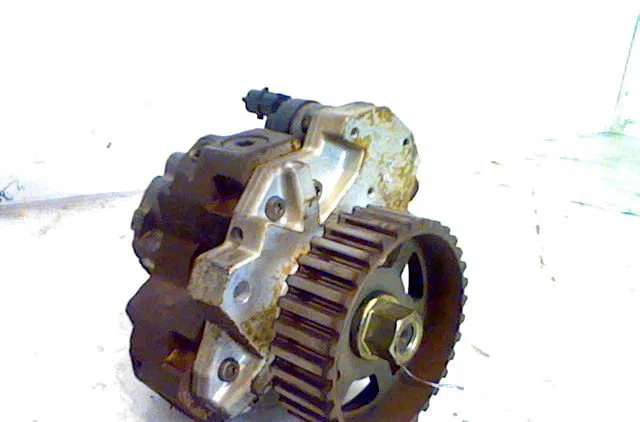 Pompe injection diesel PEUGEOT 206 2004 occasion