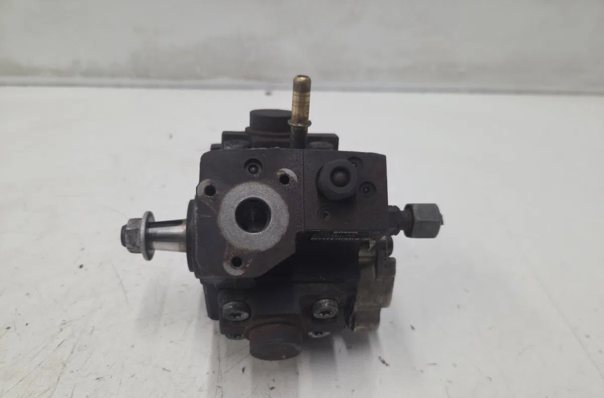 Pompe injection diesel RENAULT MEGANE 3 PHASE 1 occasion