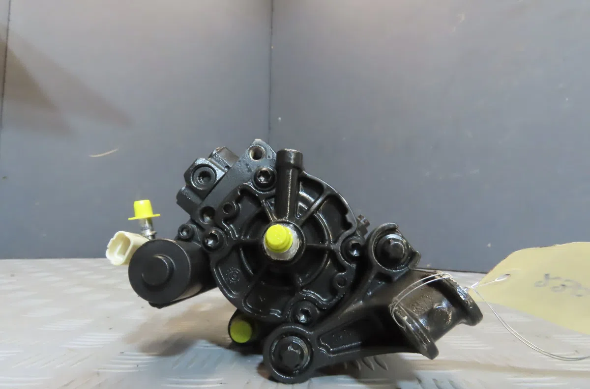 Pompe injection diesel Renault MEGANE CC (EZ0-1_) 1.5 dci (ez09, ez1g, ez0d, ez14) (2010) occasion