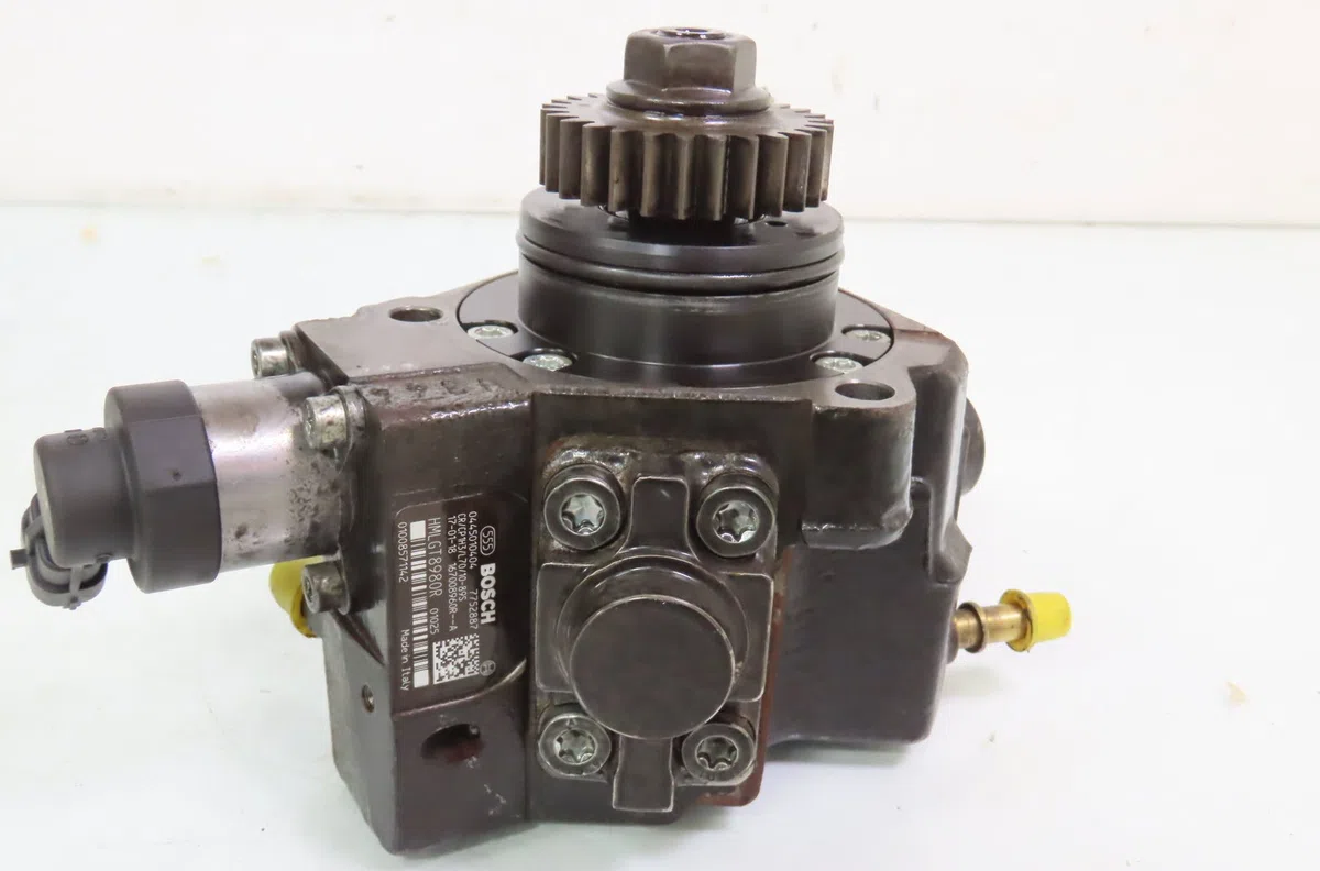 Pompe injection diesel Renault MEGANE IV 3-5 portes (B9A-M-N_) 1.6 dci 130 (b9a4) (2015) occasion