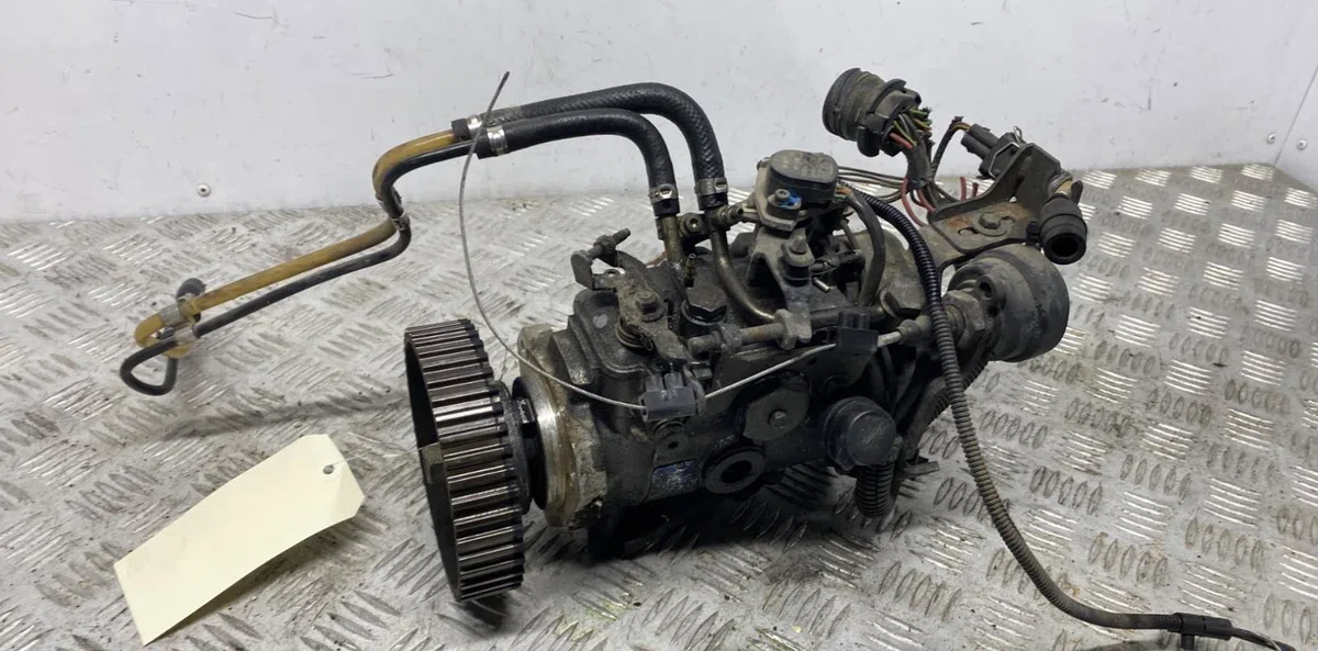 Pompe injection diesel VOLKSWAGEN POLO 3 PHASE 1 occasion