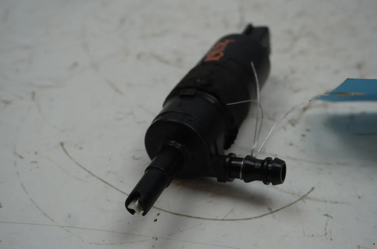 Pompe lave-glace ar Audi TT Roadster (8J9) 2.0 tfsi (2010-2014) occasion