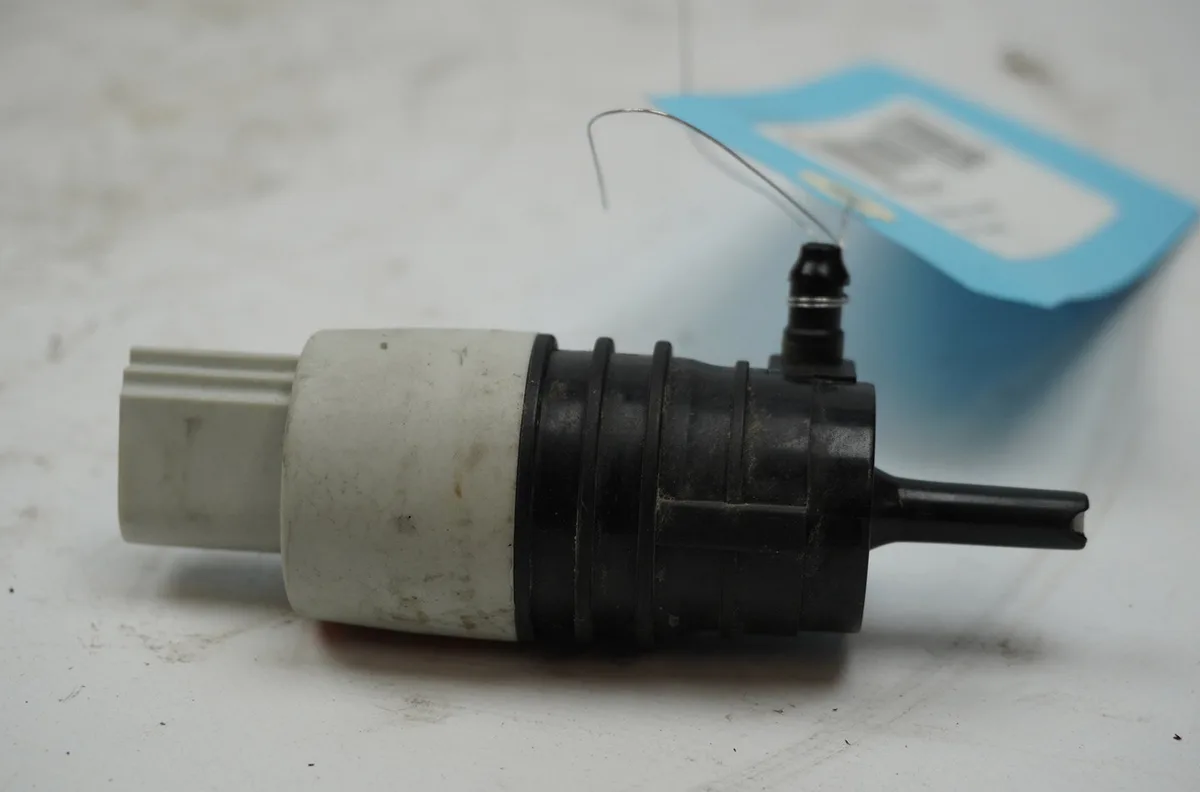 Pompe lave-glace ar Bmw 1 (F20) 116 d (2012-2015) occasion