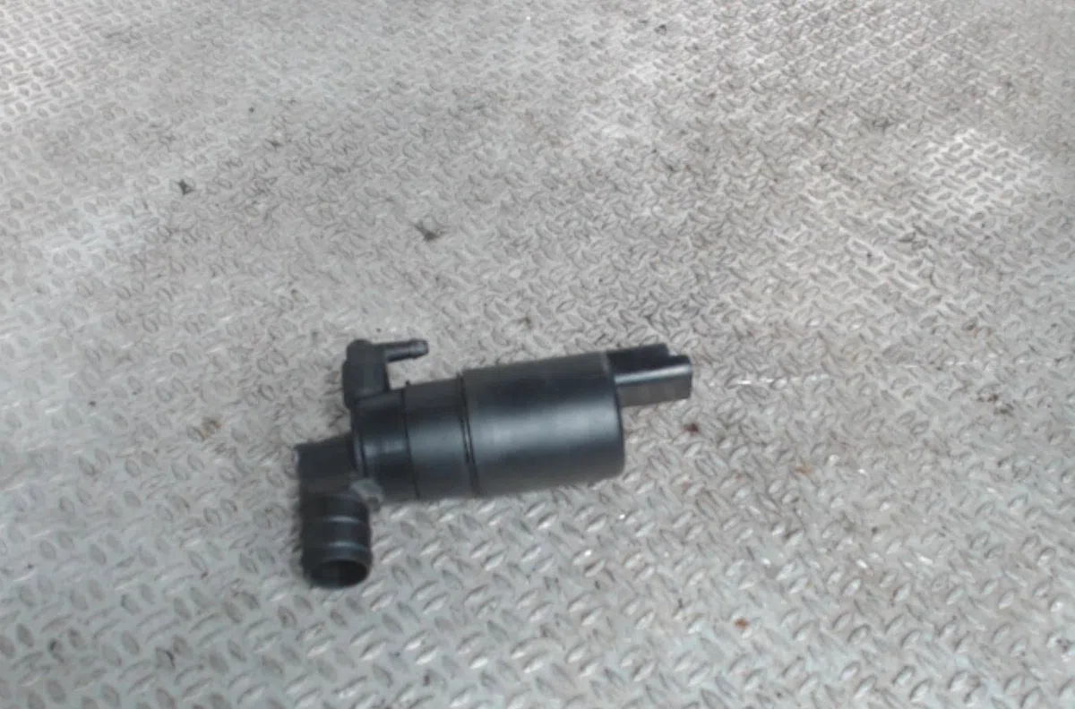 Pompe lave-glace ar CITROEN C1 1  C1 1 PHASE 1 occasion