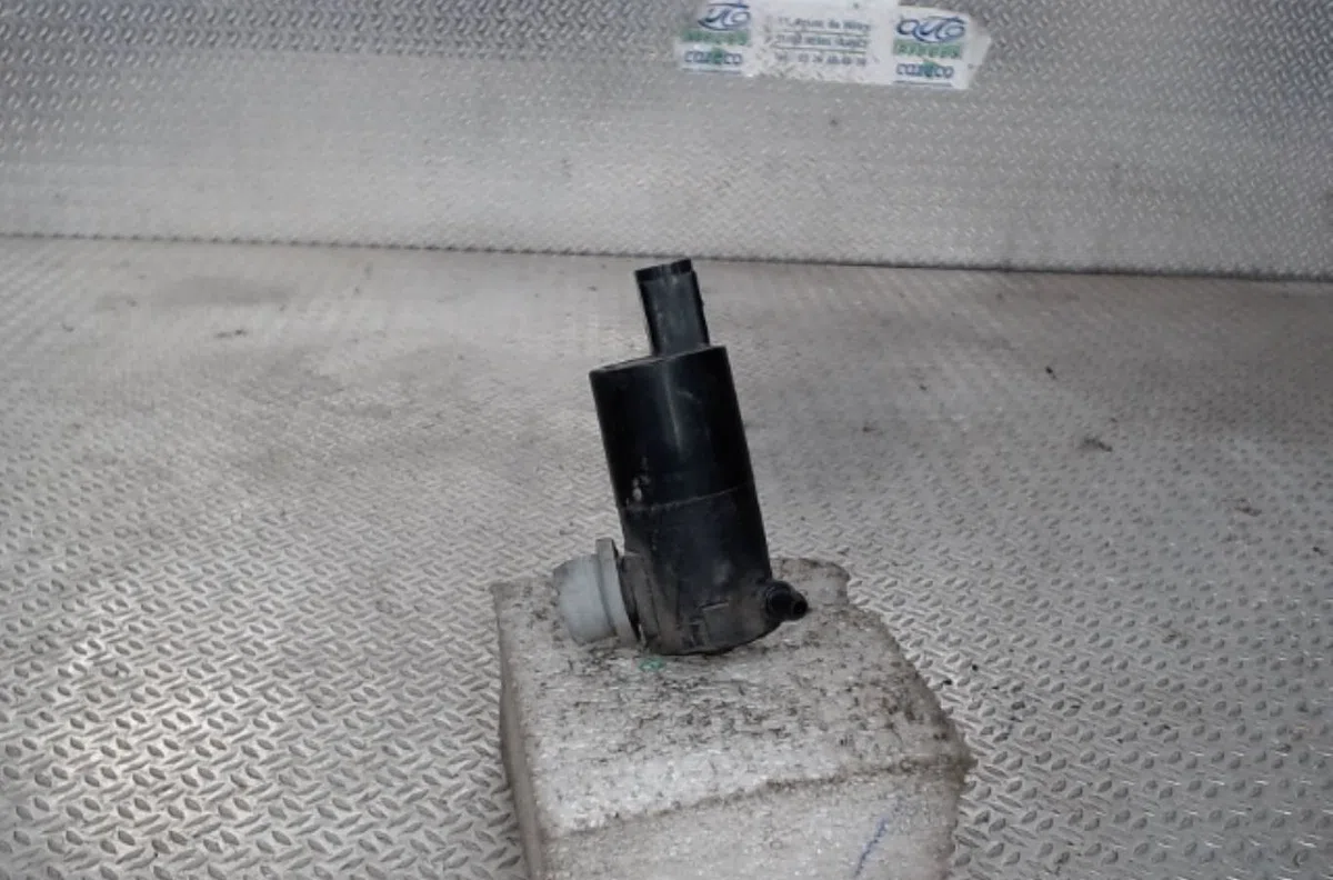 Pompe lave-glace ar Opel AGILA (B) (H08) 1.0 lpg (f68) (2010-2011) occasion
