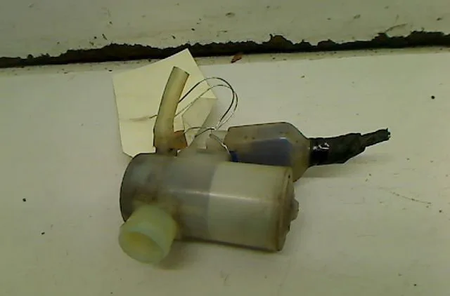 Pompe lave-glace ar Suzuki SWIFT III (MZ, EZ) 1.3 ddis (rs 413d) (2005) occasion