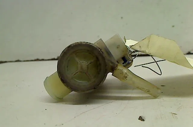 Pompe lave-glace ar Suzuki SWIFT III (MZ, EZ) 1.3 ddis (rs 413d) (2005) occasion