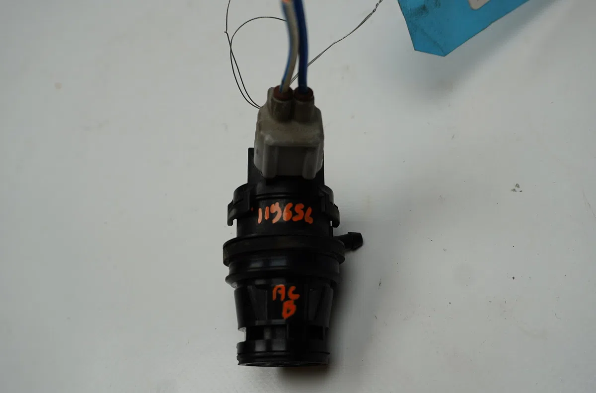 Pompe lave-glace ar Toyota PREVIA II (_R3_) 2.0 d-4d (clr30_) (2001-2006) occasion