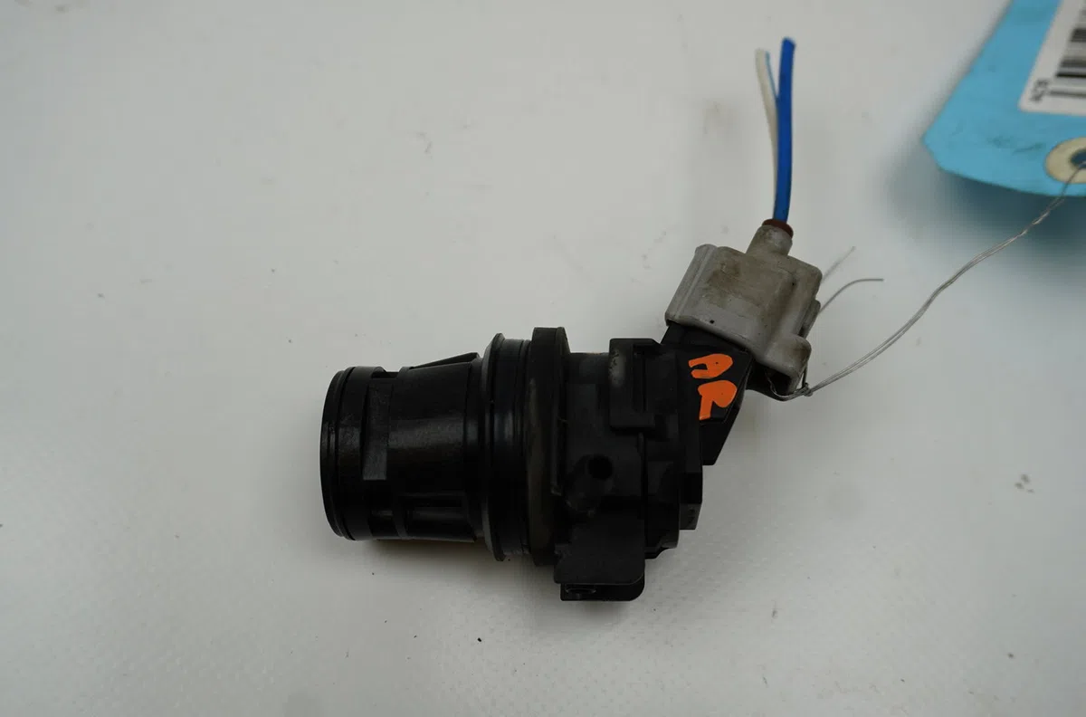 Pompe lave-glace ar Toyota PREVIA II (_R3_) 2.0 d-4d (clr30_) (2001-2006) occasion