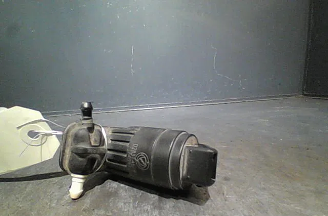 Pompe lave-glace avant Alfa romeo 159 Sportwagon (939_) 1.9 jtdm 8v (939bxe1b) (2006-2011) occasion