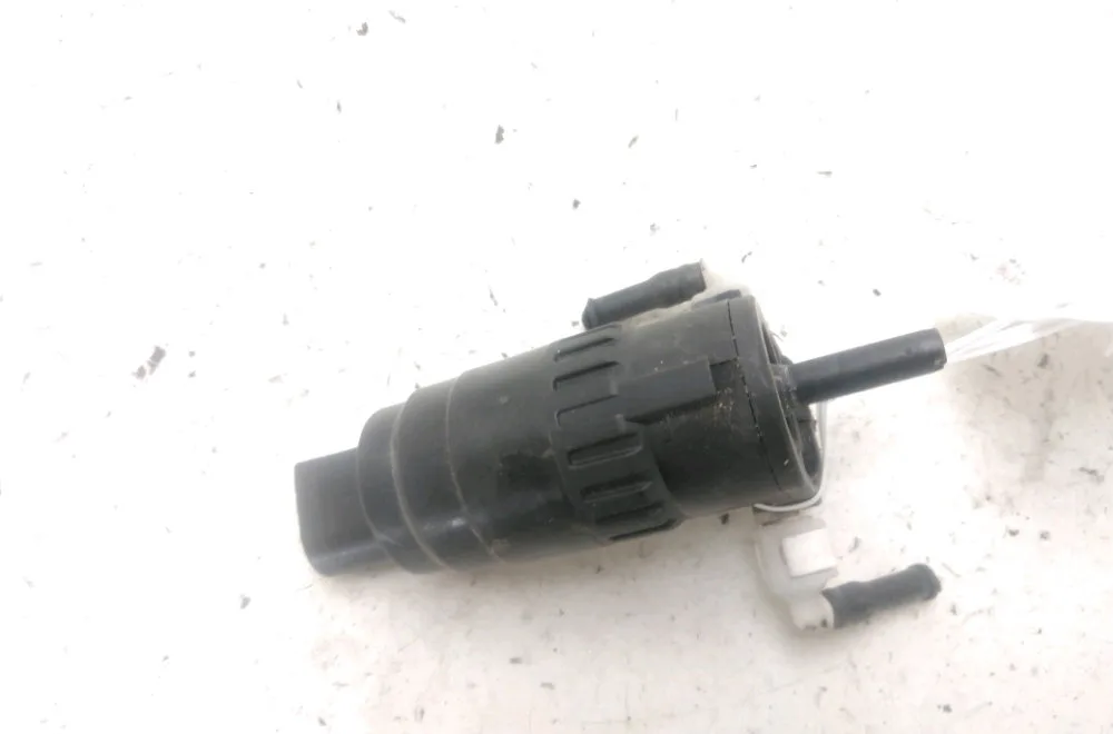 Pompe lave-glace avant Audi A1 (8X1, 8XK) 1.2 tfsi (2010-2015) occasion