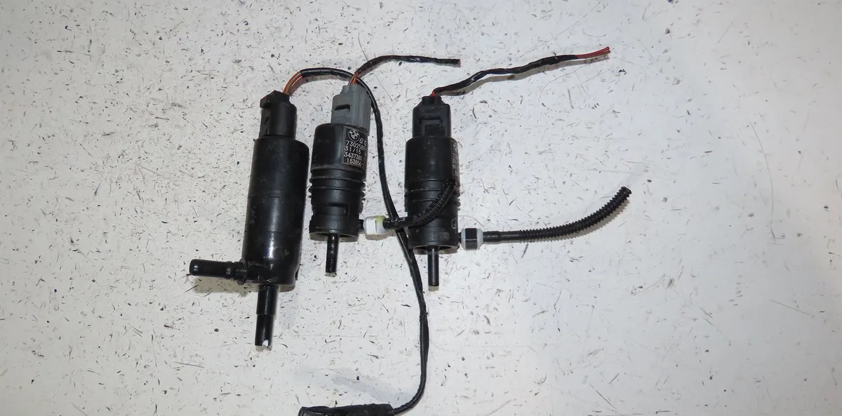 Pompe lave-glace avant Bmw X3 (F25) Xdrive 20 d (2010-2014) occasion
