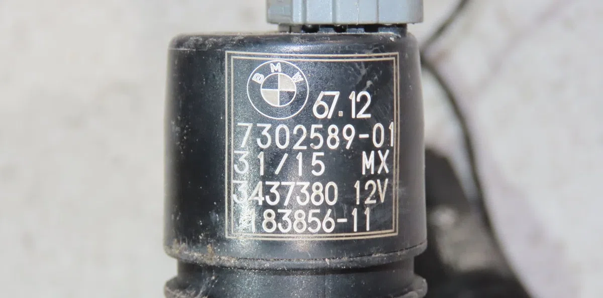 Pompe lave-glace avant Bmw X3 (F25) Xdrive 20 d (2010-2014) occasion