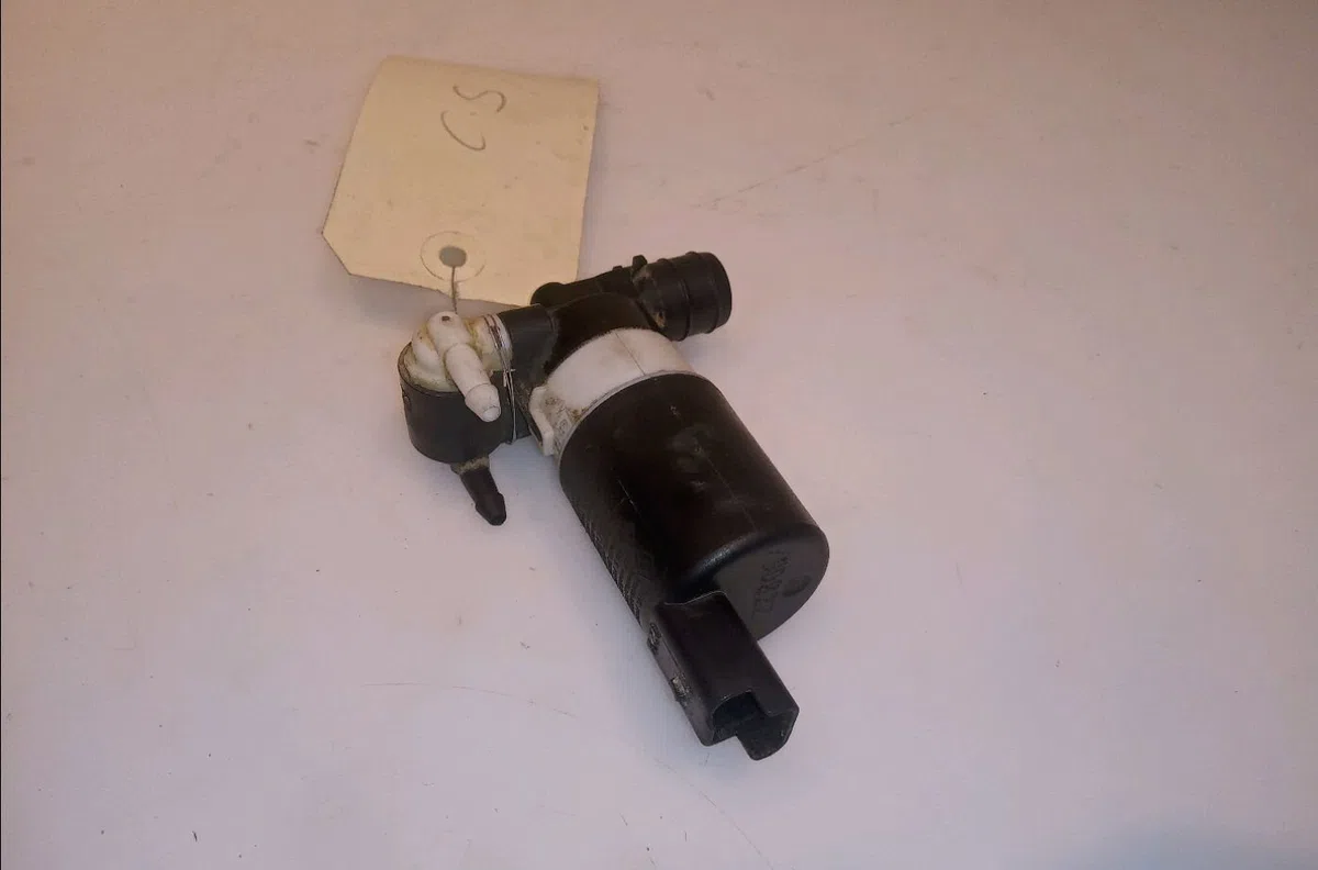 Pompe lave-glace avant Citroen BERLINGO Camionnette-Monospace (B9) 1.6 hdi 90 16v (2008) 3 portes occasion