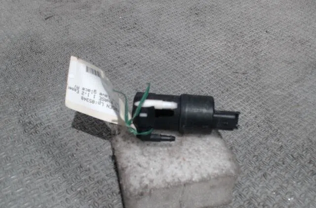 Pompe lave-glace avant Citroen C3 III (SX) 1.2 vti 82 (2016) occasion