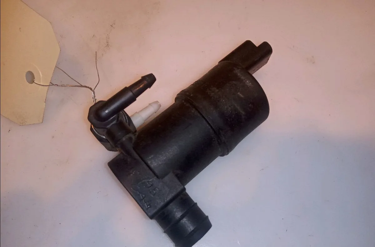Pompe lave-glace avant Citroen C3 PICASSO (SH_) 1.4 vti 95 (2009) occasion