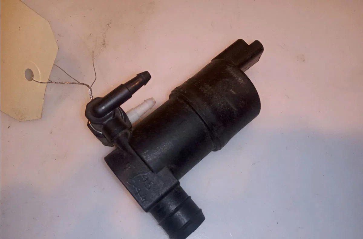 Pompe lave-glace avant Citroen C3 PICASSO (SH_) 1.4 vti 95 (2009) occasion