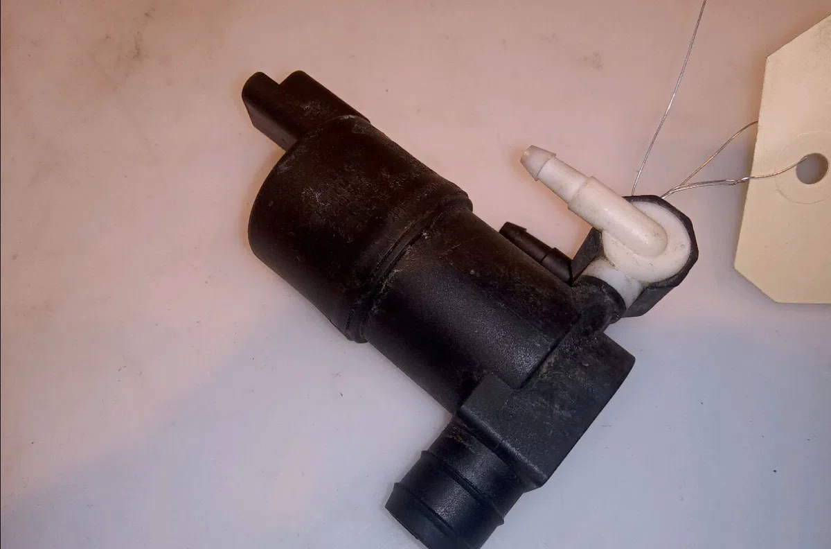 Pompe lave-glace avant Citroen C3 PICASSO (SH_) 1.4 vti 95 (2009) occasion