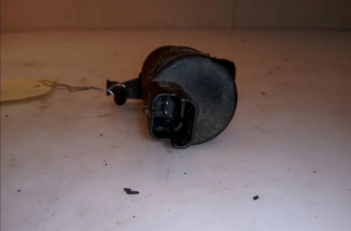 Pompe lave-glace avant Citroen C3 Pluriel (HB_) 1.4 hdi (2004) 2 portes occasion