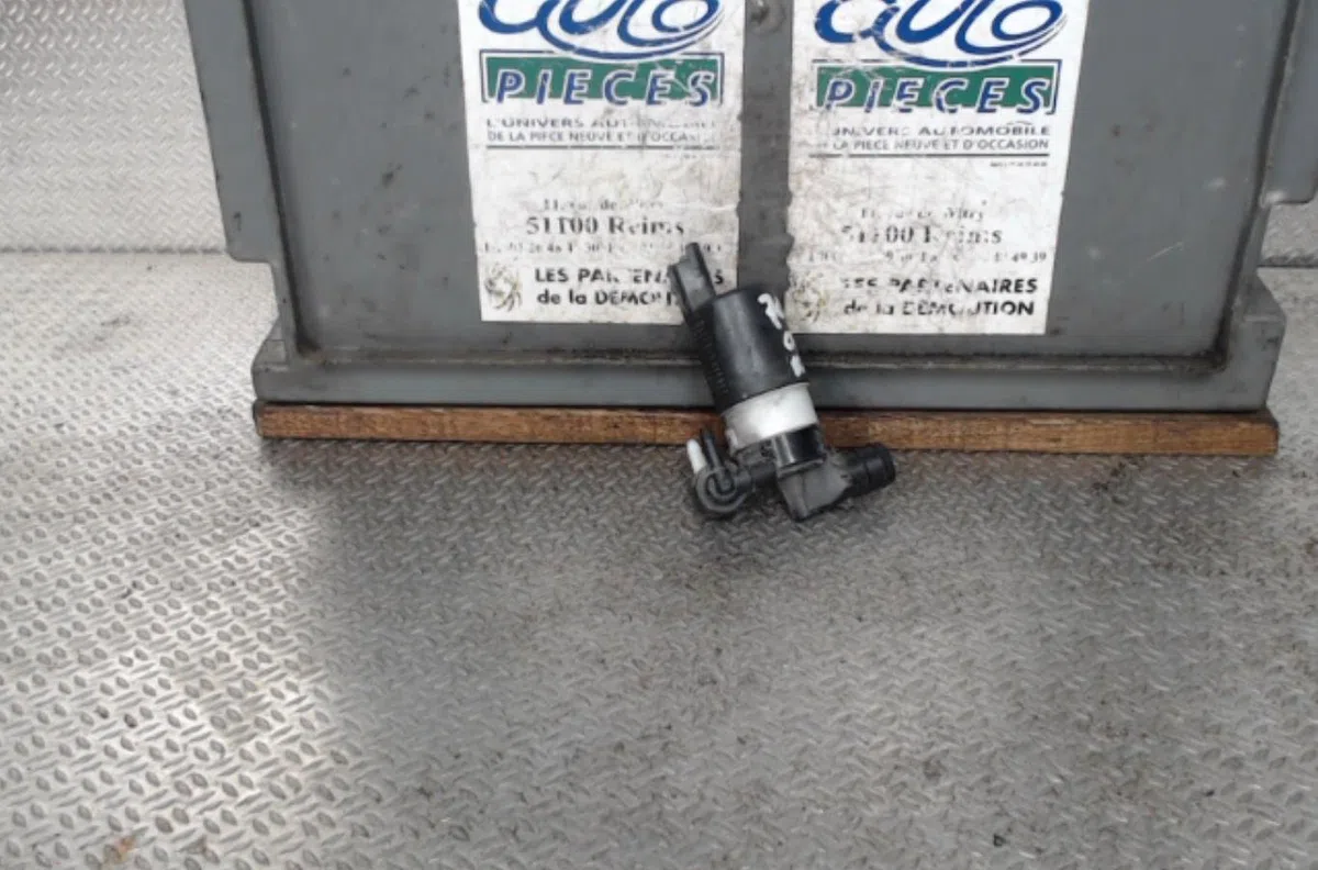 Pompe lave-glace avant Citroen C4 GRAND PICASSO I (UA_) 1.6 hdi (2006-2011) 5 portes occasion